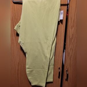 Old Navy Green Leggings Soft Comfortable Versatile